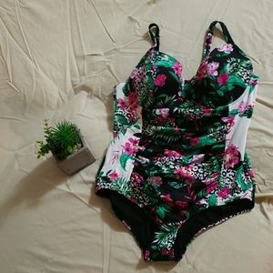 TORRID shaping 1 piece bathing suit.